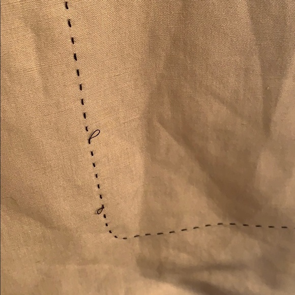 Linen pant suit - few pulls on pocket - Picture 4 of 4